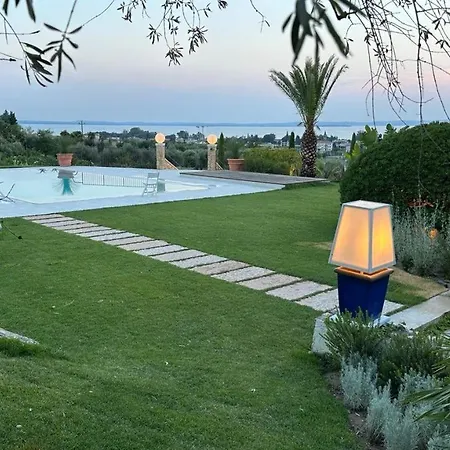 Valand Romantic Luxury On Lake Garda - Апартаменты Бардолино